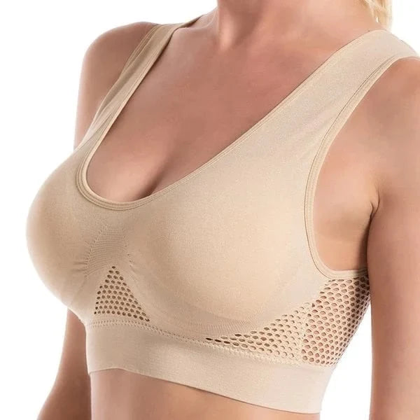 Women's non-padded cotton bra, breathable.