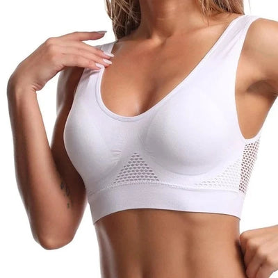 Women's non-padded cotton bra, breathable.